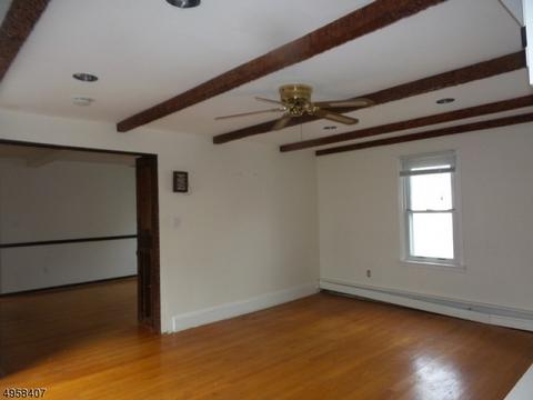 Before living & dining room remodel in an Orlando living room